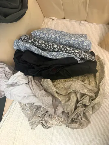 Bed Sheets & Bedding Set for Sale