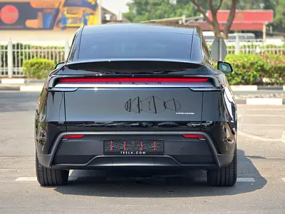 2026 Tesla MODEL Y — миниатюра 13