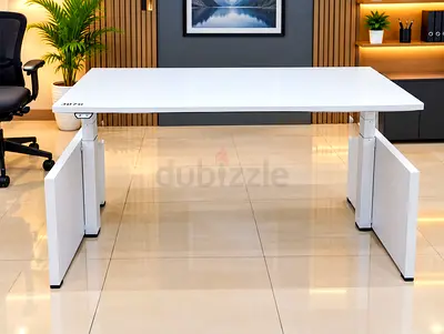 I'm selling Herman Miller electric table good condition