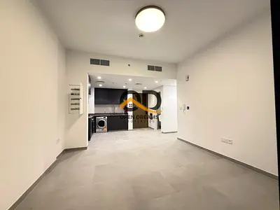 Hot offer//ready to move// spacious layout