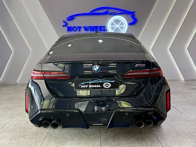 صورة 4 لـ 2025 BMW M5