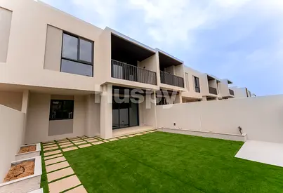 Vacant | Unfurnished | Landscaped