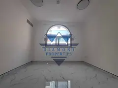 Brand new building in Al mahattah al Qasimia 1bhk two washrooms 35k and 33k