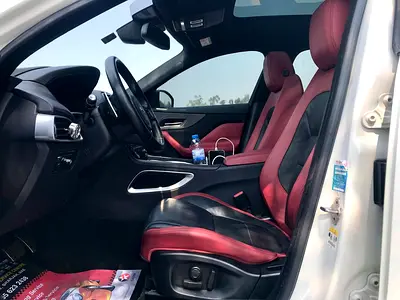 2017 Jaguar F-PACE — фото 10