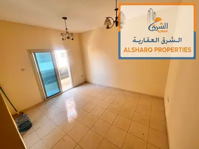 خلف مركز شرطه الحميديه  موقع مميز قريب من جميع الخدمات 2 حمام مع بلكونه  نظام التكييف والتبريد مركزي  صاله منفصله  شقه مضيئه بالكامل