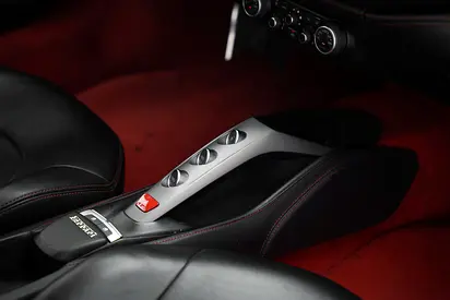 صورة مصغرة 13 لـ 2018 Ferrari 488 GTB