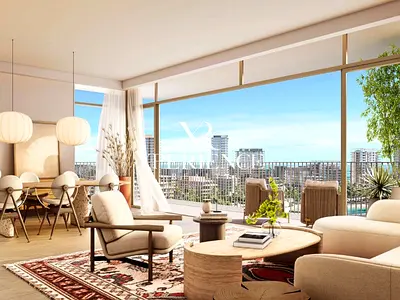 WATERFRONT LIVING | LUXURIOUS | SPACIOUS LAYOUT