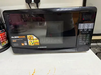 Olsenmark Digital Microwave Oven - Good Working Condition 20 L - 1150 watts