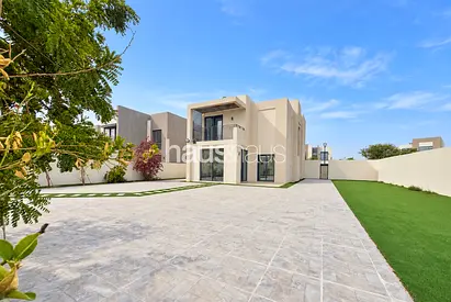 Best Garden | Close Kitchen | Secure Now