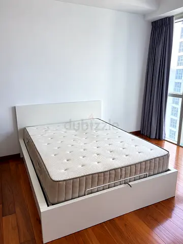 White Storage Bed Frame with Mattress - Ottoman Lift, Good Condition. Ikea Malm 160x200