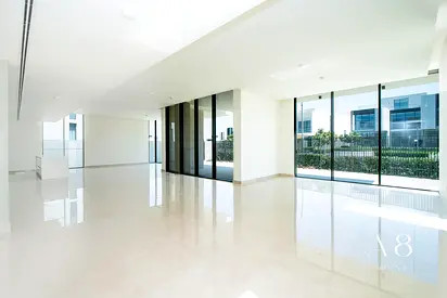 Hot Deal | Vacant | 5bed Address Hillcrest