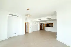 Unfurnished | Vacant | Immaculate Condition