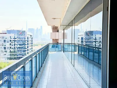 BURJ KHALIFA & SKYLINE VIEW WITH MAID ROOM
