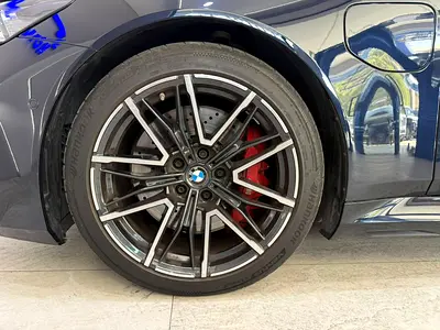 صورة 8 لـ 2025 BMW M5