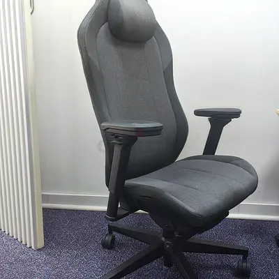 Ergonomic Grey Office/ Gaming Chair with Adjustable Armrests and Headrest
