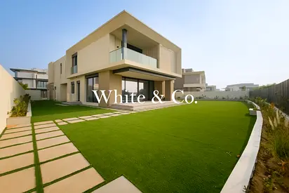 Large Plot | Internal Location | Elevated