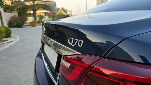 2016 Infiniti Q70 — фото 5