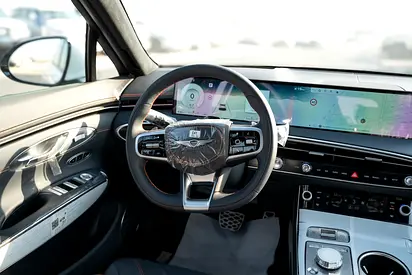 صورة 9 لـ 2026 Genesis GV70