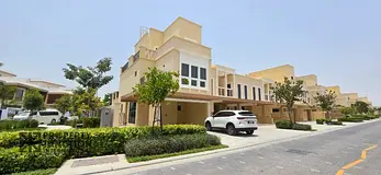 5BR Corner Townhouse I Rare Corner ISingle Row | Bigger polt