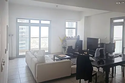 SPACIOUS 1BR | PRIME BUSINESS BAY | FOR SALE
