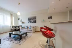 Furnished 1BR | Mid Floor | Modern
