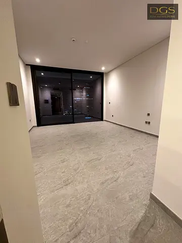 Urban Views | Untouched Studio | Multiple Unit