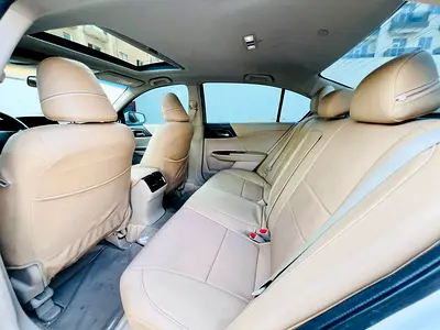 2015 Honda ACCORD 缩略图 14