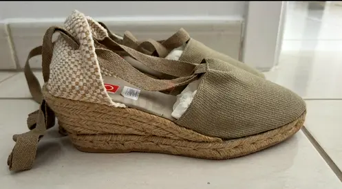 Shoes size 37 (new)