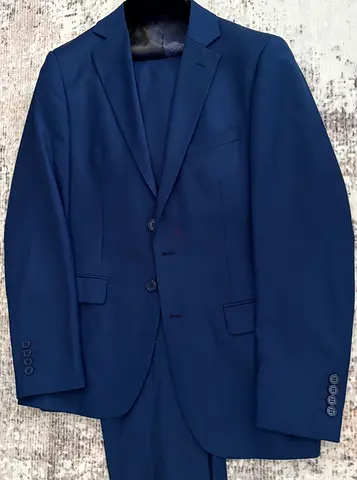 Men’s suit