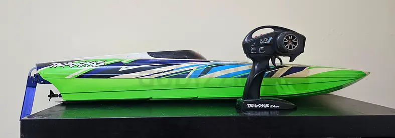 Traxxas DCB M41 Widebody Catamaran Boat