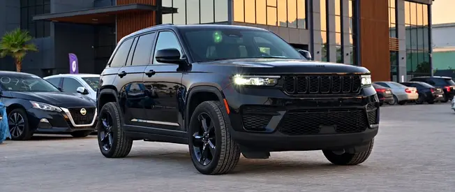 2025 Jeep Grand Cherokee Altitude - American Specs