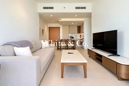 VYB | 1 Bedroom | Modern | business bay