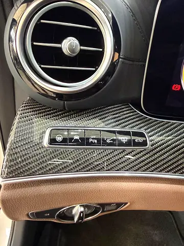 صورة 10 لـ 2019 Mercedes-BENZ E-CLASS