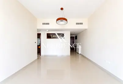 BRIGHT & SPACIOUS | CLOSED KITCHEN | BALCONY & TERRACE