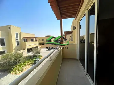 Stunning 4BR Corner Villa Swimming Pool Vcaant Now