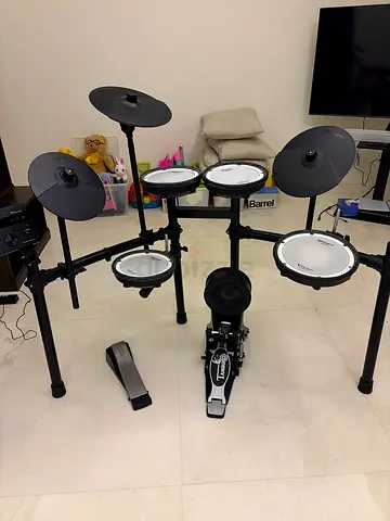 Roland electric drum kit