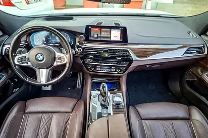 2019 BMW 6-SERIES — фото 9