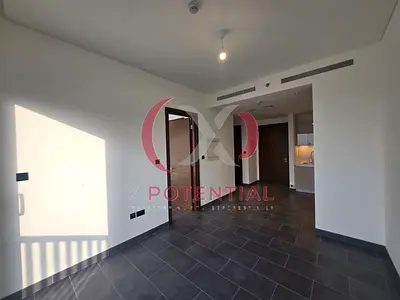 Neighborhood View 1BR | The Crest Tower C | Modern Layout