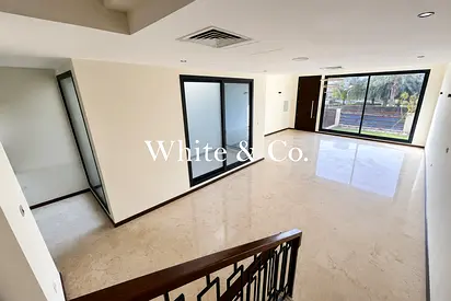 4 Bed + Maids | G+2 | Park Facing Terrace