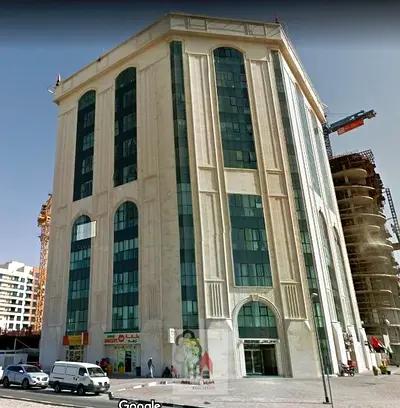 4 B/R Pent House+ Majlis,+Hall +Office+ Maid Room-CHILLER FREE