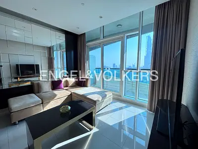 High Floor | Large Layout | Multiple cheques