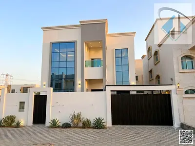4-bedroom villa for sale in a prime location close to amenities.