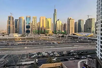 Vacant | SZR Views | 2-4 chqs