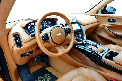 2021 Aston Martin DBX 照片 5