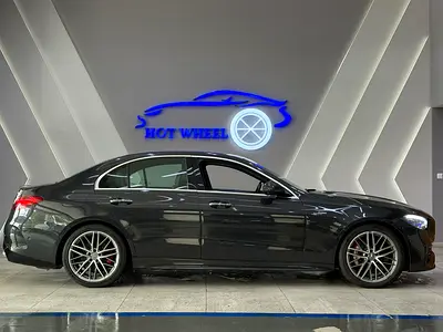 صورة 6 لـ 2023 Mercedes-BENZ C-CLASS