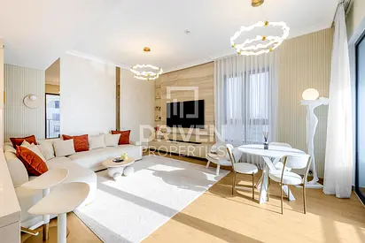 Fully Furnished and Modern | Stunning View
