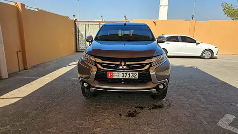 Mitsubishi Montero Sport 2017 GLS Medium Line GCC Specs
