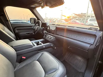 2025 LAND Rover DEFENDER — миниатюра 12