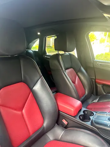 2016 Porsche MACAN 缩略图 12