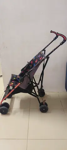 Lightweight umbrella stroller - used, compact and easy fold